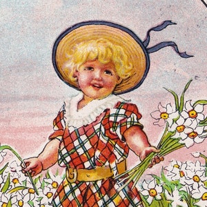 Jenny Nyström - Félicitations 1923 - Belle vieille carte postale de voeux suédoise - Petite fille fleur prairie robe printemps - mode vintage
