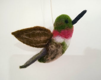 Ruby-throated hummingbird Felted bird Wool bird Hanging decorations.Needle Felted Gift Handmade toys Soft sculpture.Handmade Figurine bird