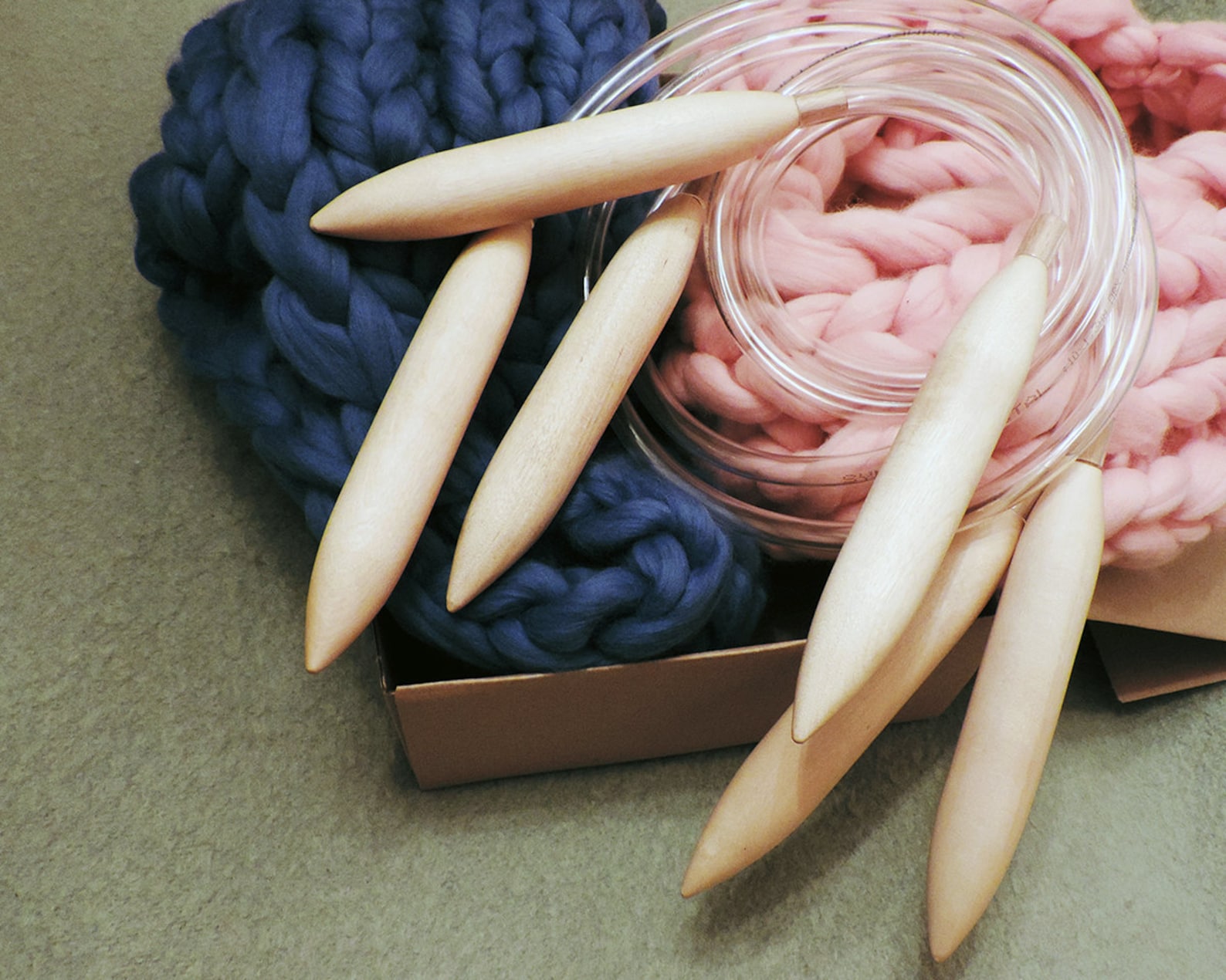 Giant Knitting Needles.32 Mm Super Big Wooden Needles. Jumbo Big