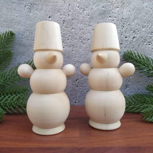 Wooden Snowman Craft Blank – Christmas DIY Figurine, Unfinished Linden Wood Toy, Holiday Decoration, Height 11 cm (4.3&quot;)