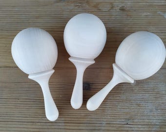 Sonajero de madera para bebé en blanco: perfecto para proyectos de bricolaje