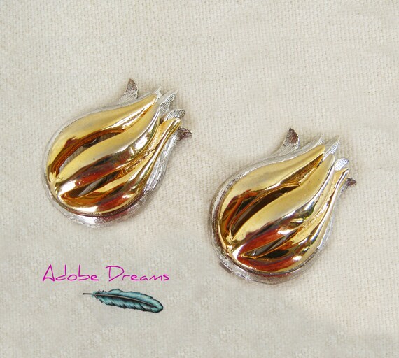 Vintage Gold and Silver tone clip on Earrings in … - image 1