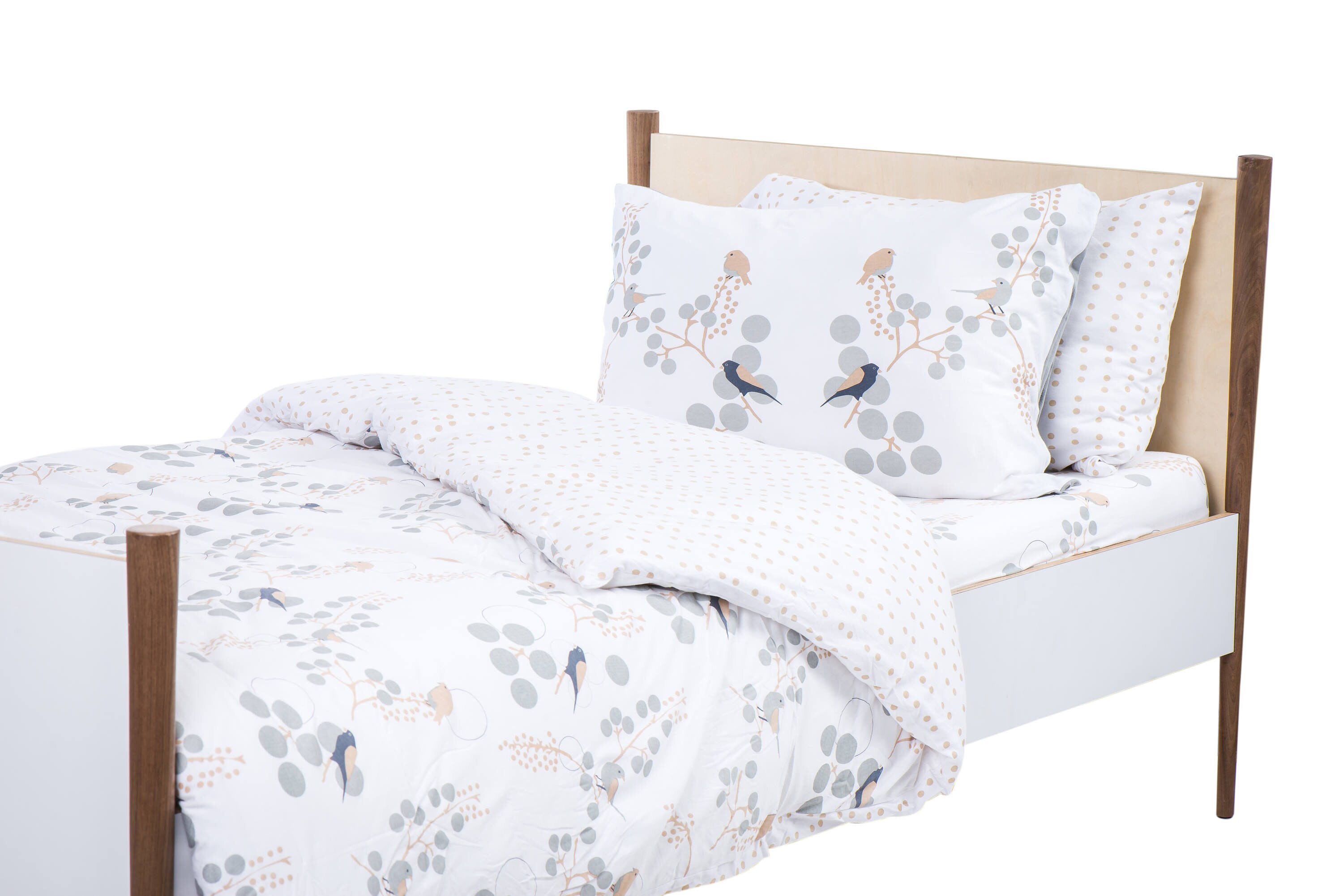 little girls single bed