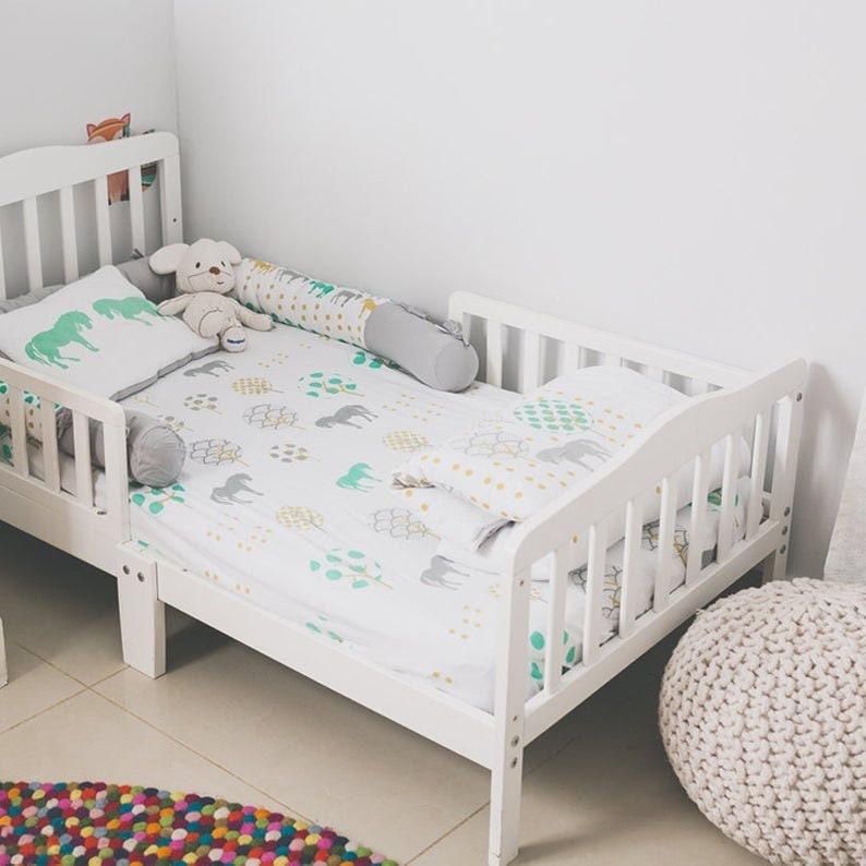 cot sheets and bedding