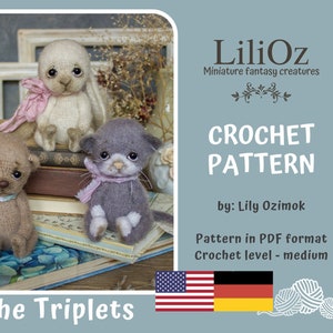 Puede incluir: Patrón de crochet para "The Triplets" de Lily Ozimok. El patrón incluye un conejito, un oso y un gato, todos sentados en una pila de libros. El patrón está disponible en formato PDF y es para un nivel de crochet medio.