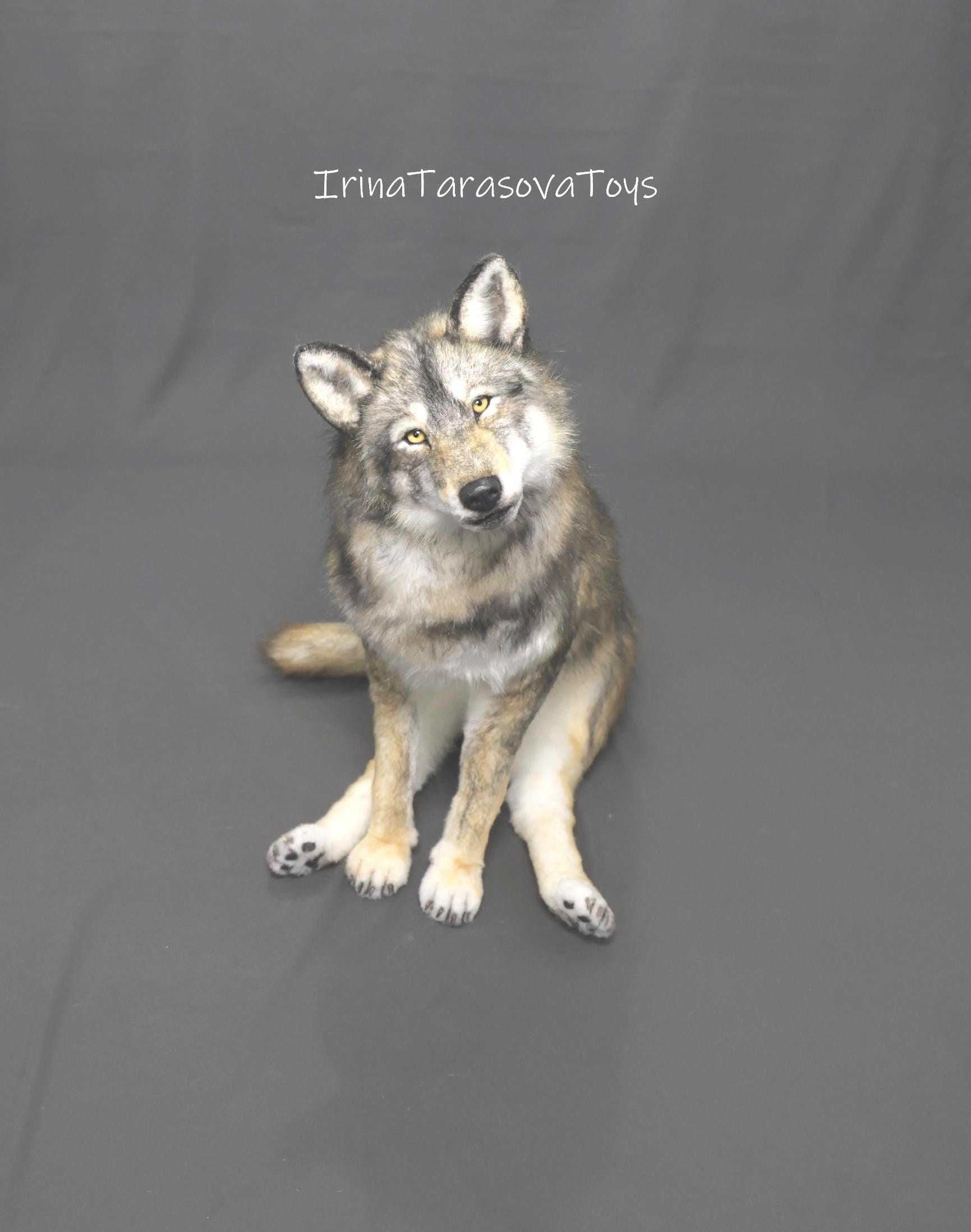 オオカミのリアルな動物のおもちゃ OOAK アートドール コピー 野生の犬
