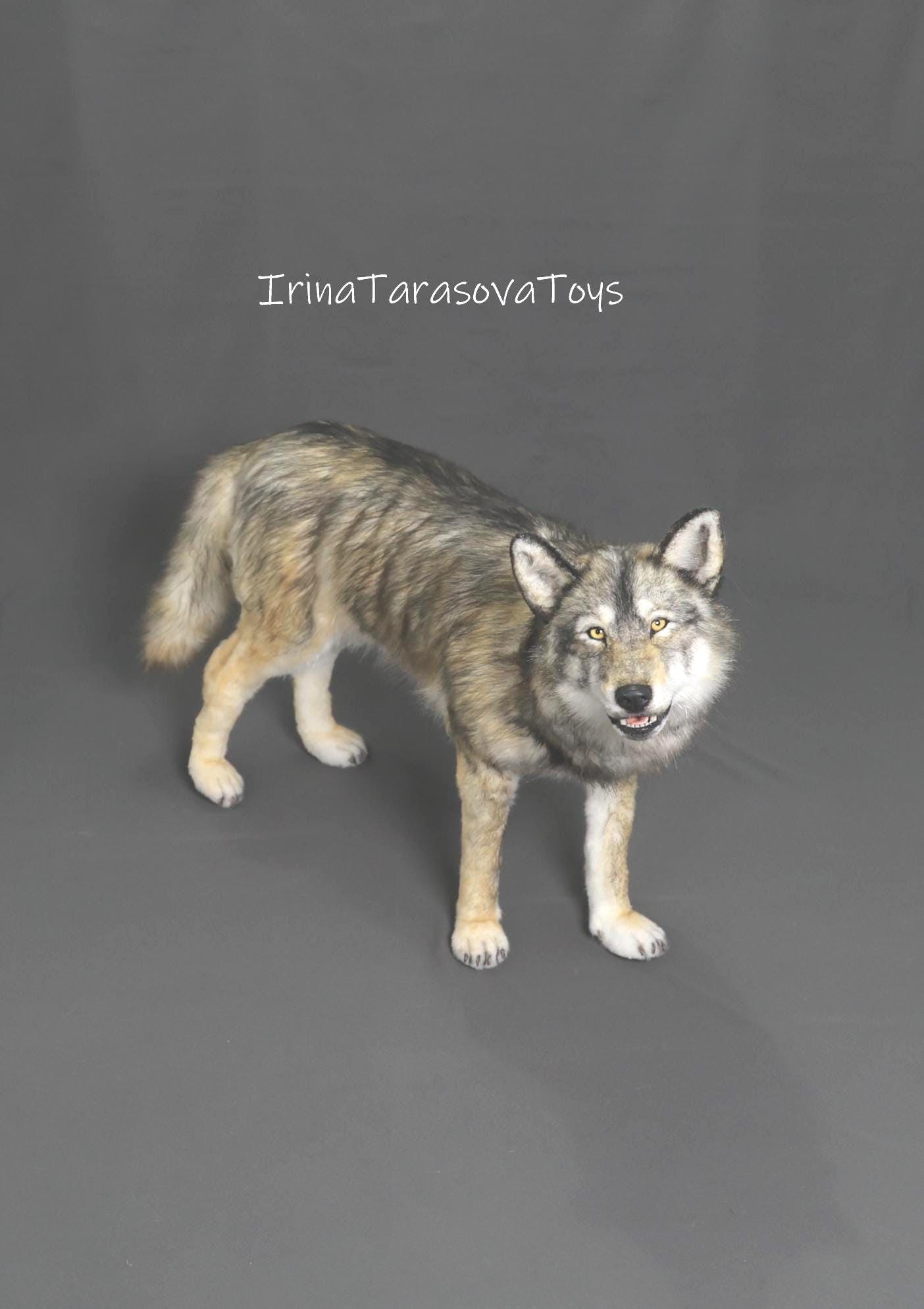 オオカミのリアルな動物のおもちゃ OOAK アートドール コピー 野生の犬