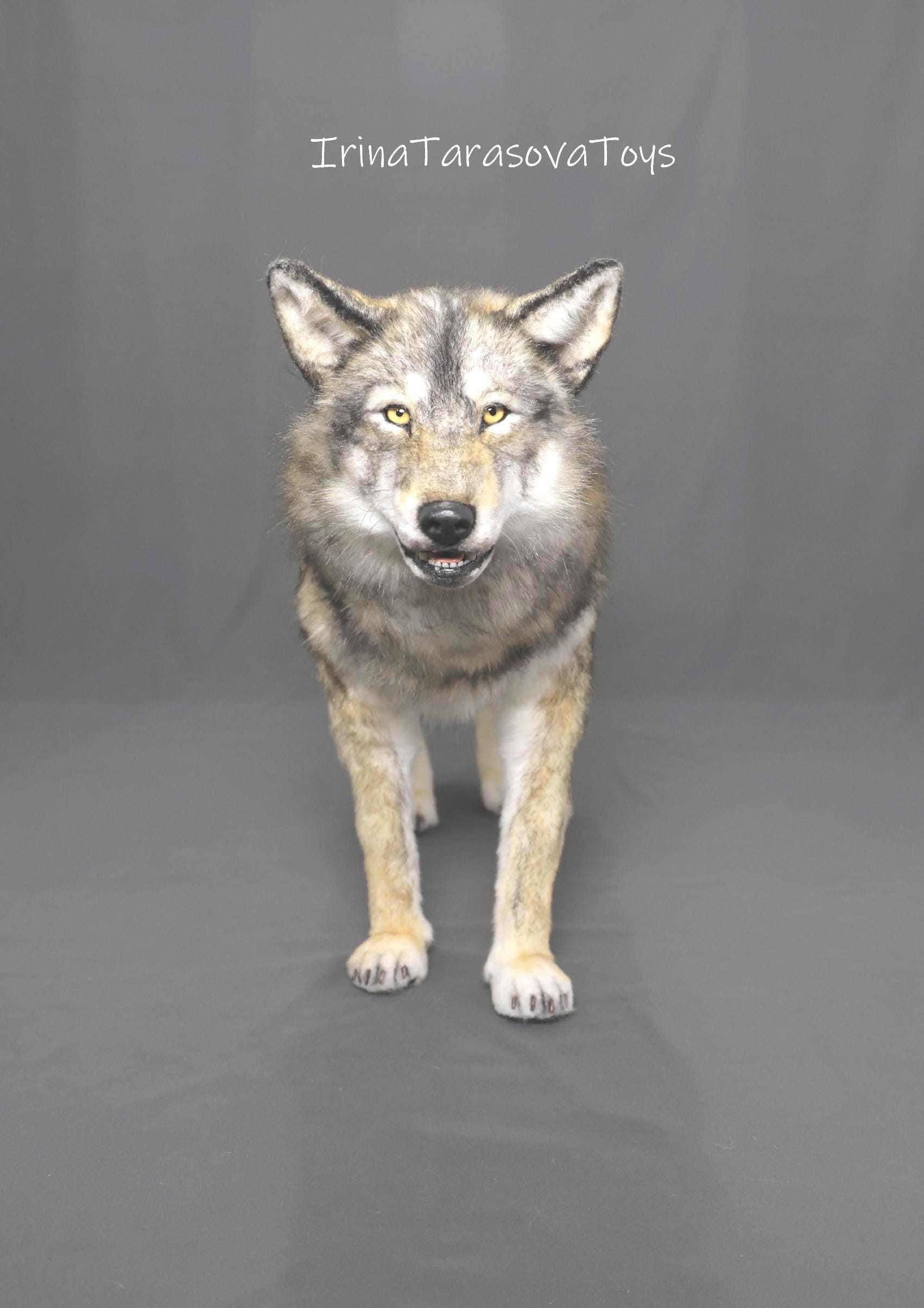 オオカミのリアルな動物のおもちゃ OOAK アートドール コピー 野生の犬