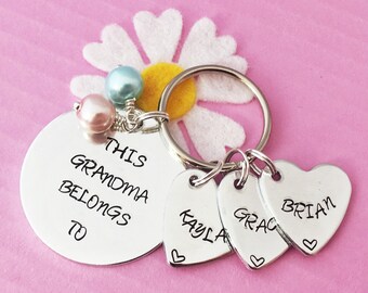 This grandma belongs to keyring, grandma keyring gift, personalised, grandma gift, grandma keyring, grandchildren gift, name keyring grandma