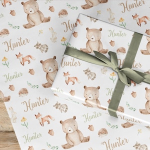 Papel de embrulho de urso personalizado, papel de embrulho de presente de floresta, nome no papel de embrulho do bebê, papel de embrulho de aniversário de floresta, menino urso