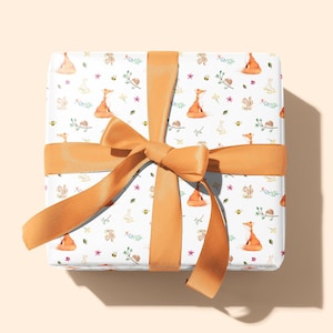 Rouleau de papier cadeau, renard hérisson, ami d'anniversaire, feuilles d'emballage cadeau renard des bois aquarelle. Emballage d'anniversaire