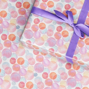 Rouleau de papier cadeau, emballage rose bulles, feuille amusante, joli emballage, aquarelle illustrée, fête des mères