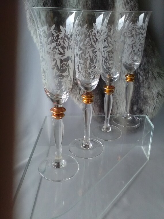 fine champagne glasses