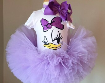 Featured image of post Daisy Duck Costume Diy I ve always wanted to run as daisy duck so i felt like this was the perfect time