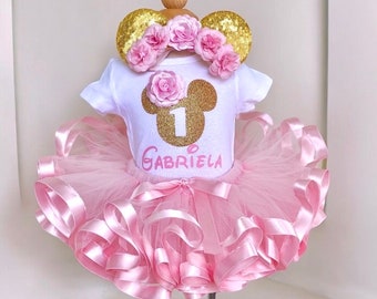 Strój urodzinowy Myszki Minnie w kolorze różowym – spersonalizowany zestaw tutu dla dziewczynki