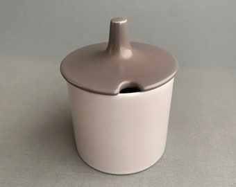 poole pottery sugar bowl / condiment pot
