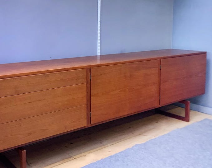 Danish sideboard designed by Arne Hovmand Olsen for Mogens Kold