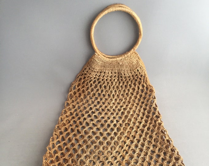 1970s jute macrame carry bag