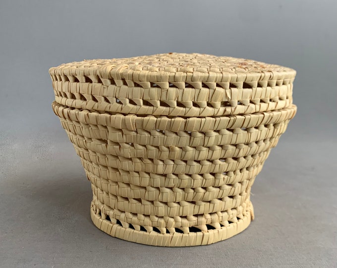 handmade basket with lid