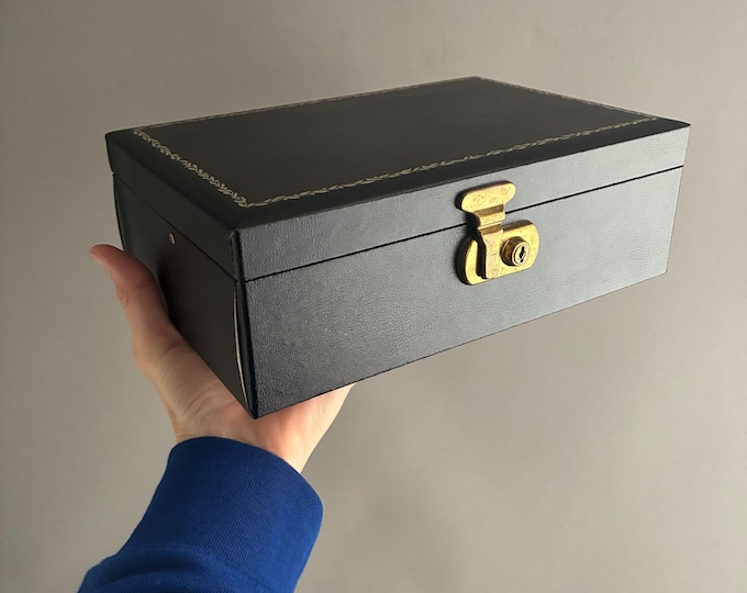 Design Philipp jewellery box made in Sweden