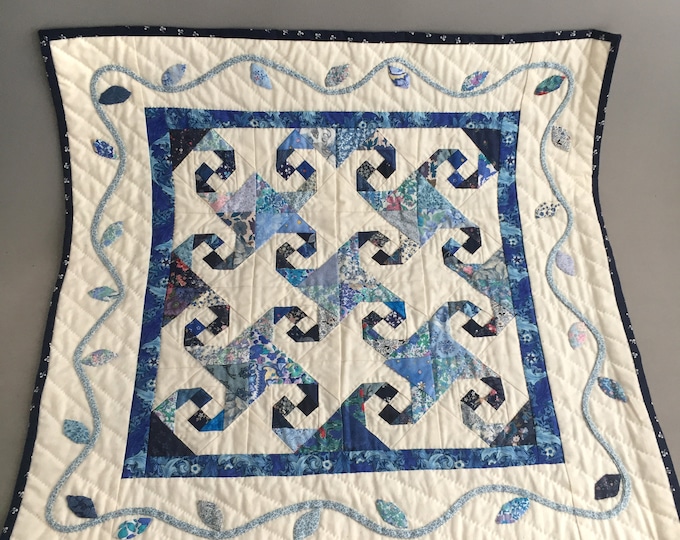 little quilt wall hanging