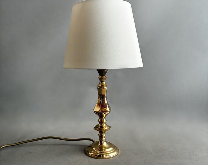 vintage brass table  lamp and shade