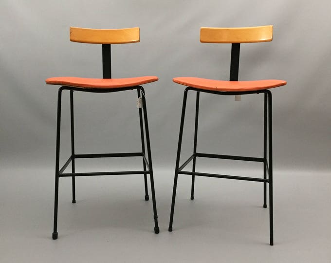 Kandya program stools