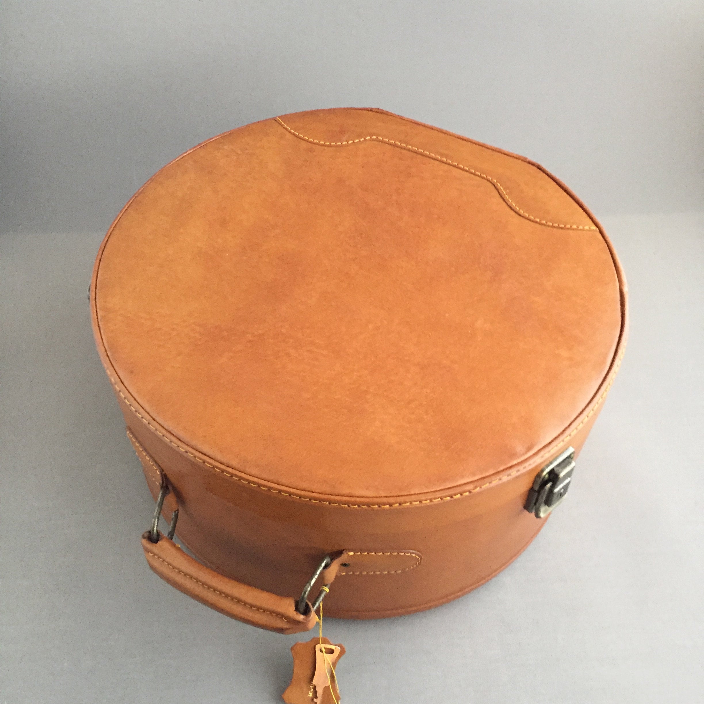 Leather hat box