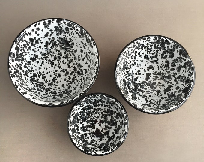 splatter enamelware bowl set