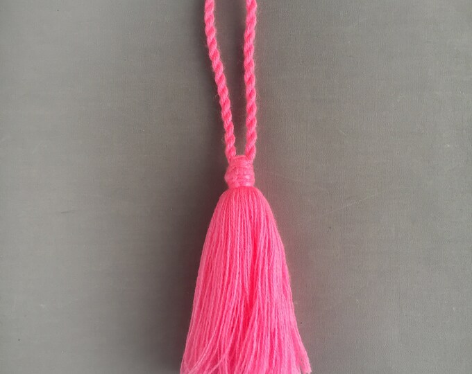Hand made pure wool tassel