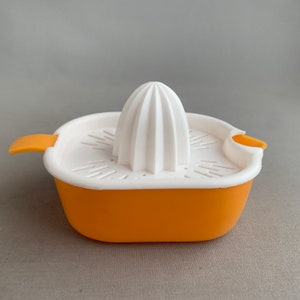 1960s citrus squeezer
