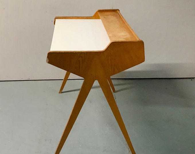 Midcentury Lady desk by Helmet Magg For WK Möbel