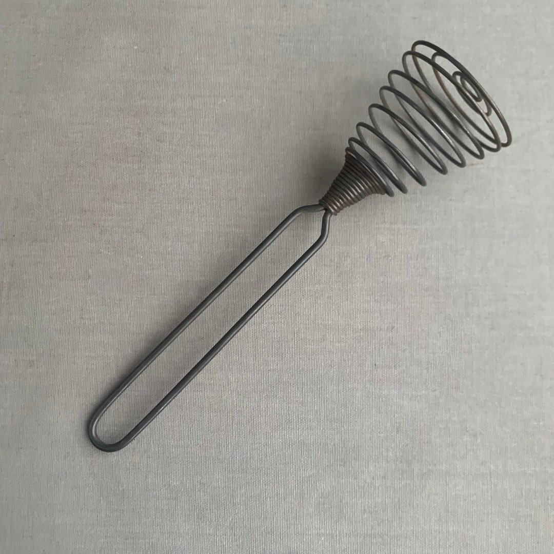 Buy Vintage Metal Spiral Egg Beater/whisk Online in India