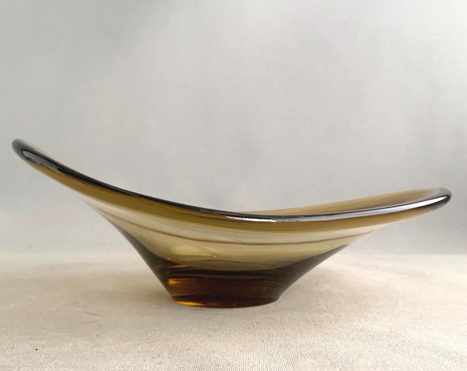 studio glass dish