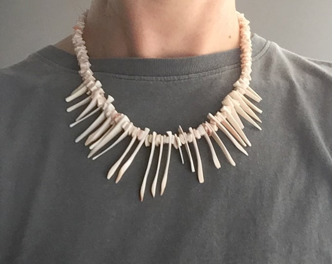 1970s conch shell necklace