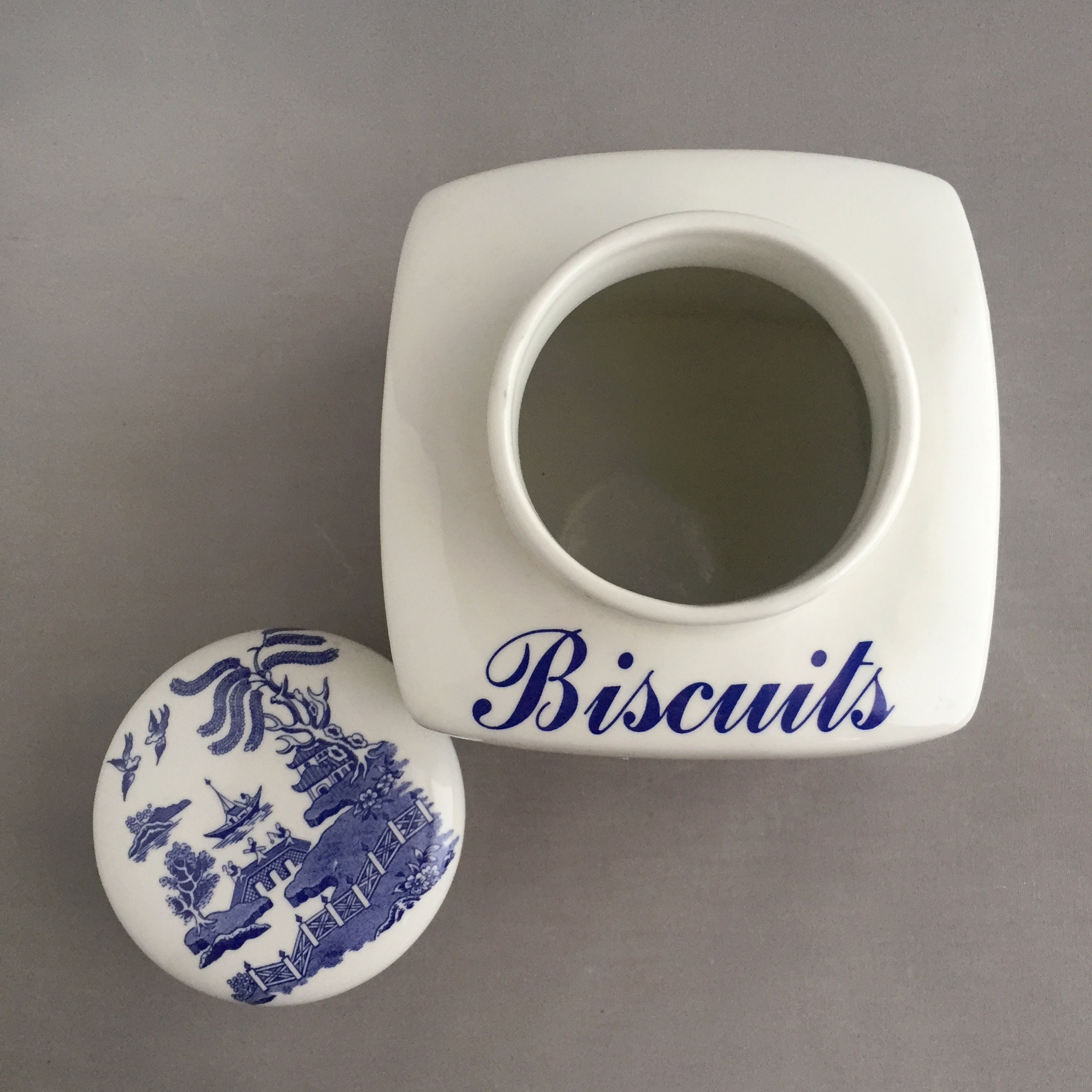 willow china cookie jar/ biscuits jar