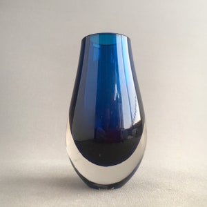 blaue Glasvase