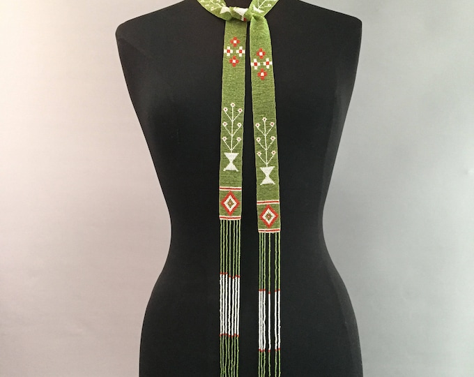 flapper style 1920s/1930s beaded necklace /belt