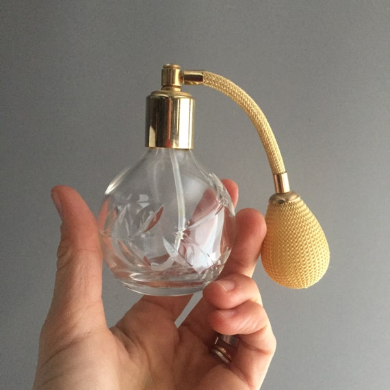 カットガラスの香水瓶 - Etsy 日本