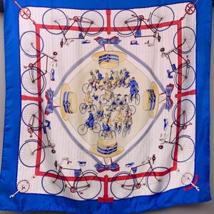 Hermes Les Becanes scarf