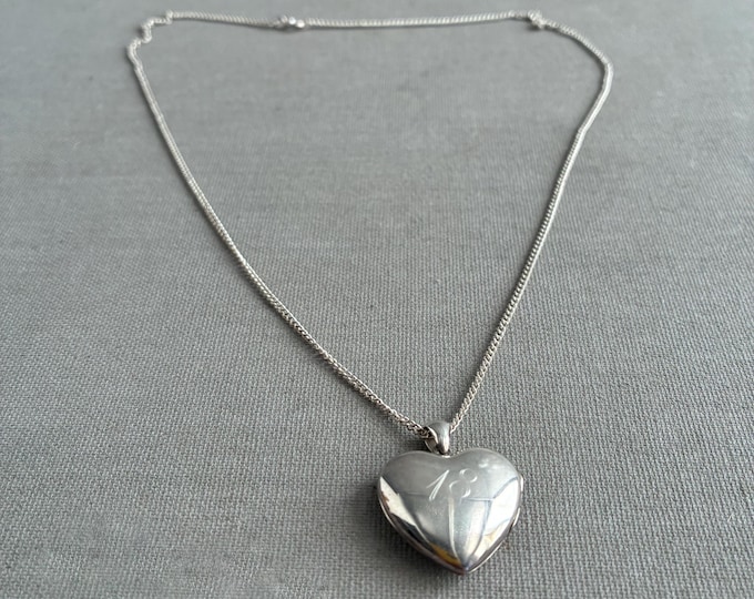 1980s silver 925 locket 18