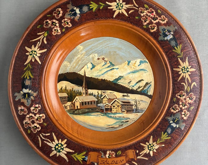 Austrian wooden decorative wall plate Sölden souvenir circa 1930s