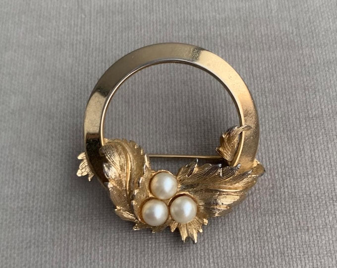 1970s Vintage brooch