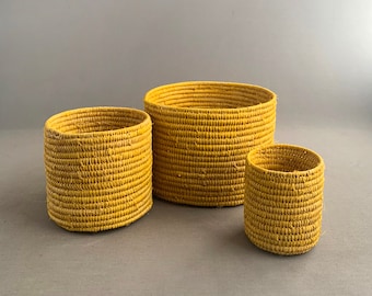 Trío de cestas tejidas para plantas