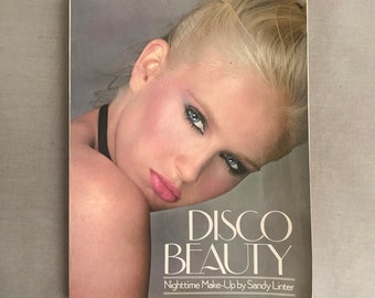 Sandy Linters Disco Beauty Nighttime Make-Up