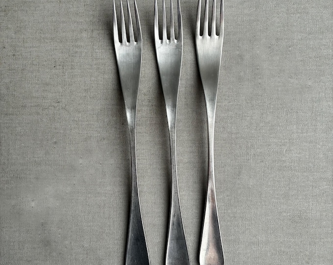 Old Hall stainless steel Alveston dessert forks x 3 Robert Welch.
