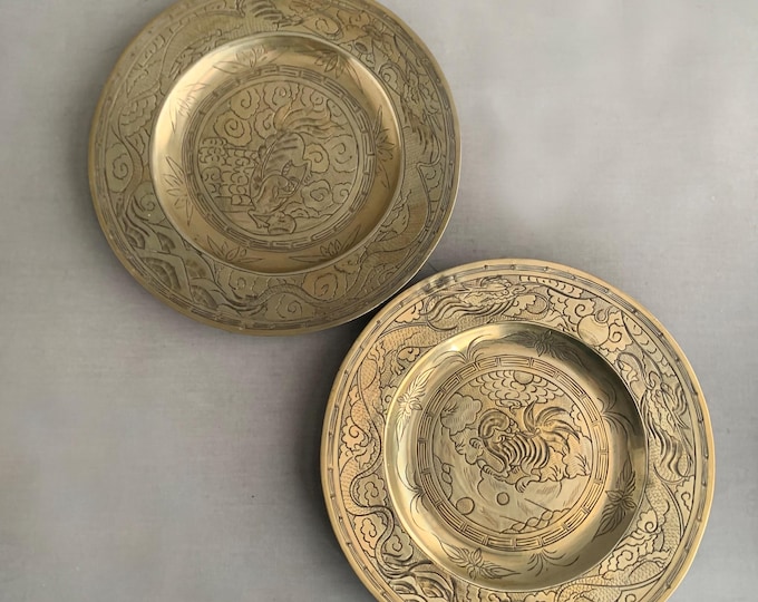 Vintage Chinese brass wall plates late 19th or early 20th century / Ming Xuande Mark