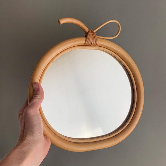 1970 .1980年代アップルラタンミラー 籐 木製楕円形壁掛け鏡 ハンドル