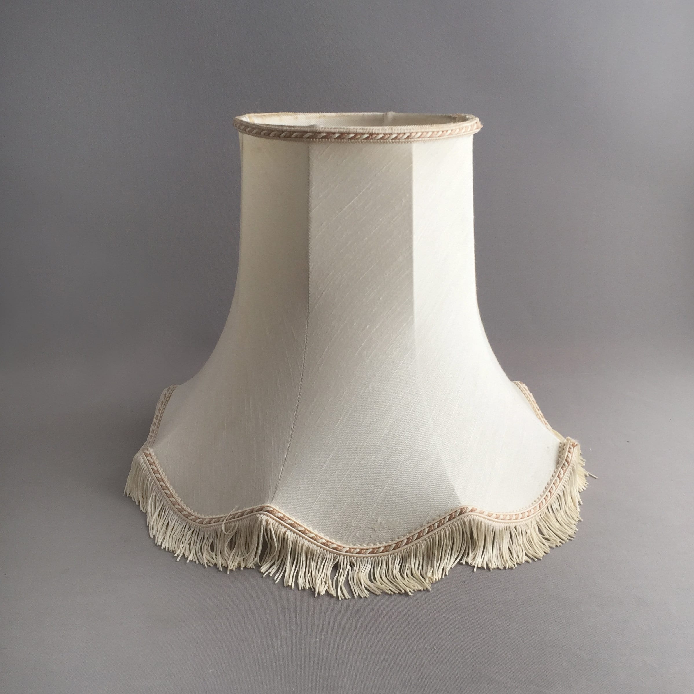 1960s scalloped fringed lampshade
