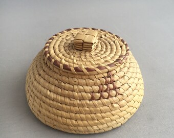 アフリカの手編み手づくり 手付きバスケット 蓋付きヴィンテージアフリカ編みバスケット - Etsy 日本